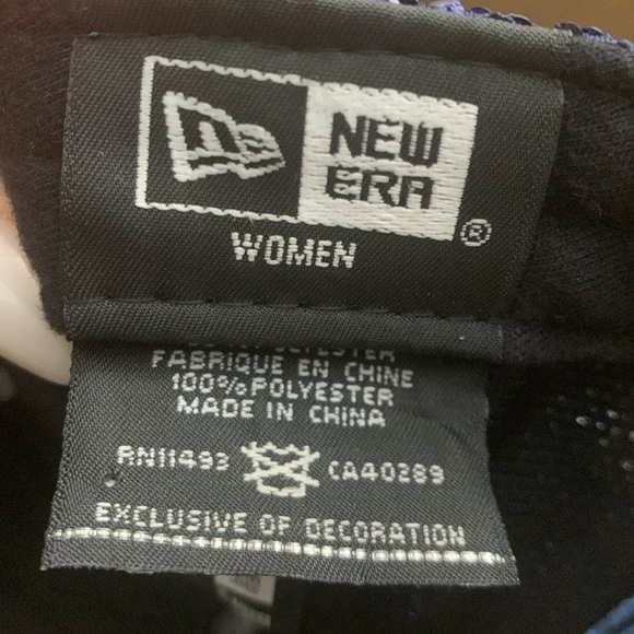 Los Angeles Chargers Women's Victoria's Secret PINK® Bling Sequin Dazzle cap - Picture 8 of 12